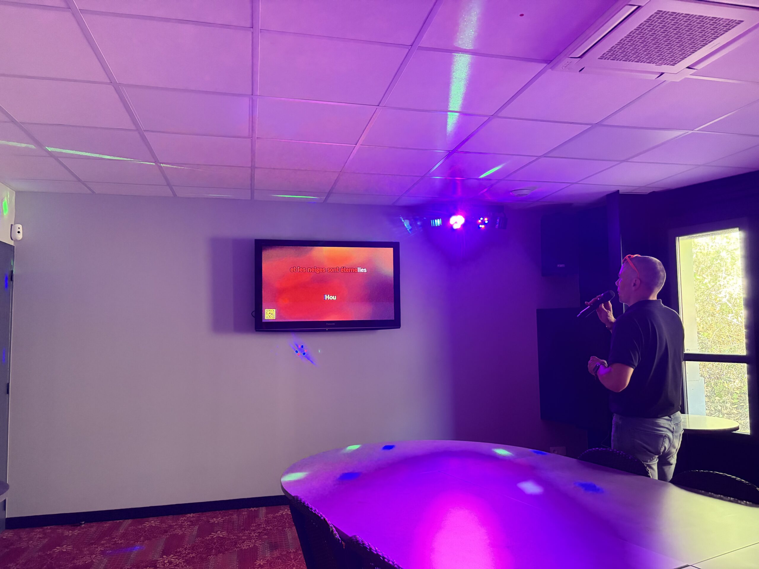 SALLE KARAOKE